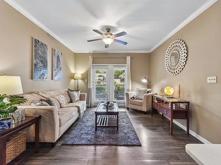 Madison Dell Ranch Apartments — Photo 33