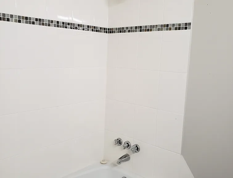 East Town Apartments — Photo 8