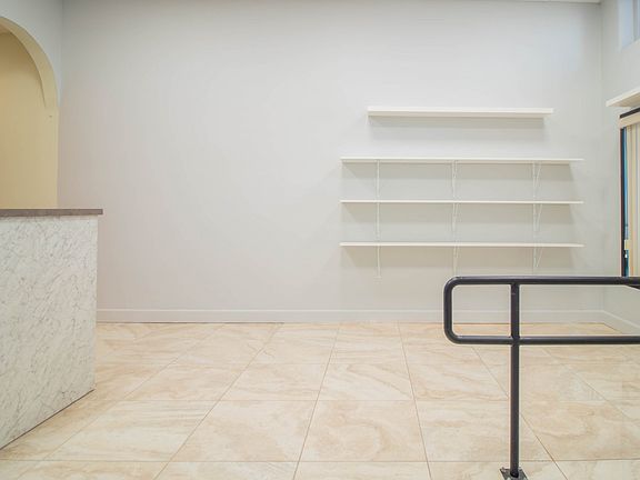 5th image of 9557 Las Tunas Dr