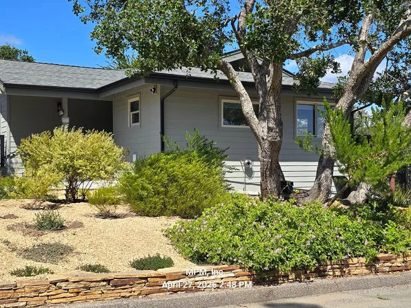 5136 Hillcrest Dr, Cambria, CA 93428