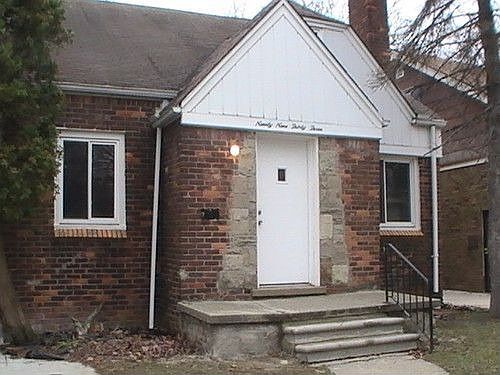1st image of 9933 Berkshire St