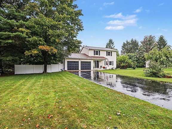 3rd image of 8124 S Shoreside Dr