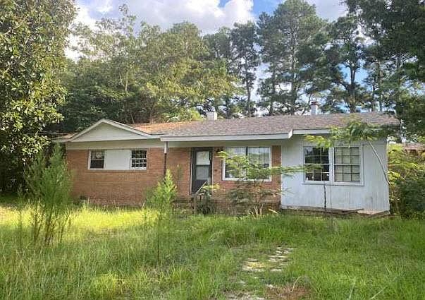 1st image of 711 Sandpiper Dr