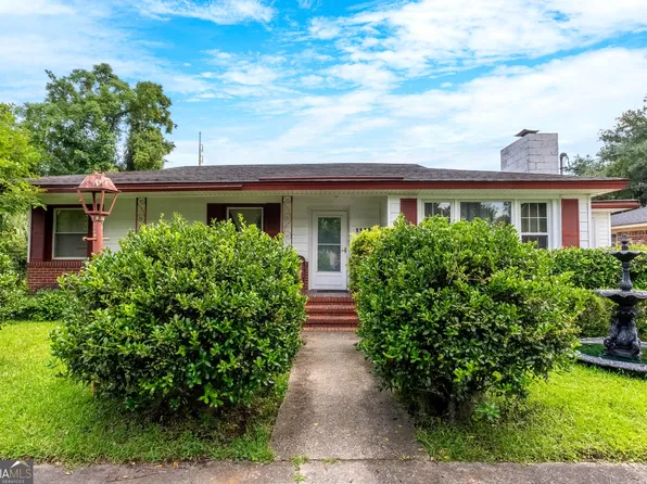 1115 W 51st St, Savannah, GA 31405