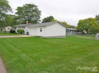 3006 W Lombard St, Davenport, IA 52804