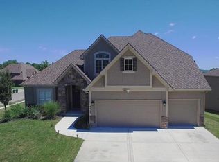 4517 NW Sienna Rdg, Riverside, MO 64150