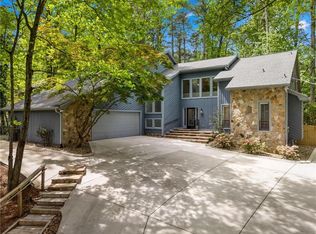 990 Ivy Falls Dr, Sandy Springs, GA 30328