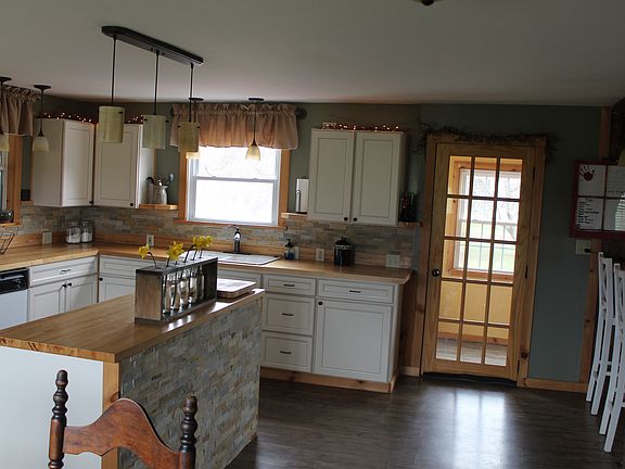 Kitchen with island