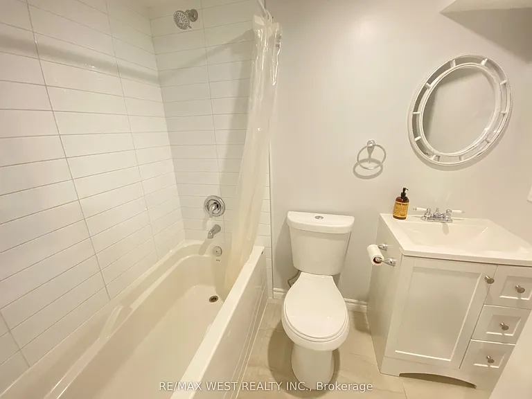 20 Britannia Ave — Photo 6