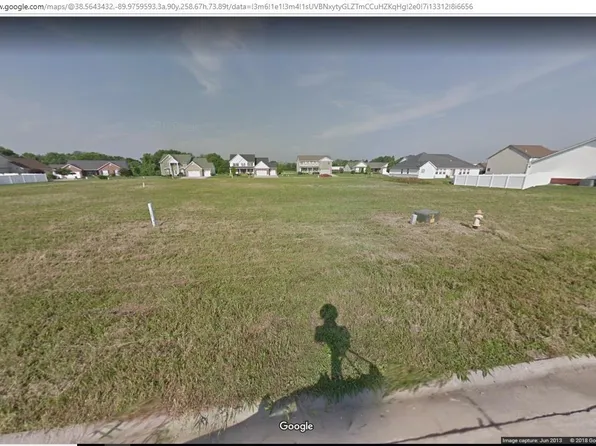 4167 Addiston Dr, Swansea, IL 62226