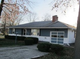 214 S Locust St, Appleton City, MO 64724