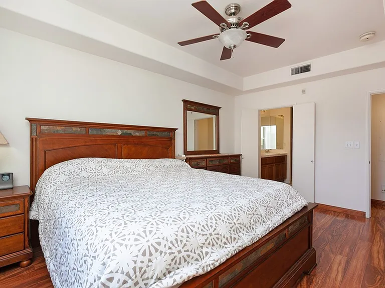 350 K St #413 — Photo 14