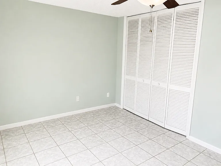 7201 San Luis Ct — Photo 16
