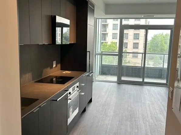6 Greenbriar Rd, Toronto, ON