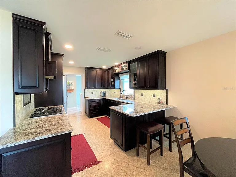 17045 Dolphin Dr — Photo 10