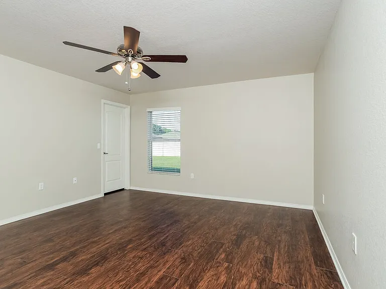 727 Barrister Dr — Photo 10