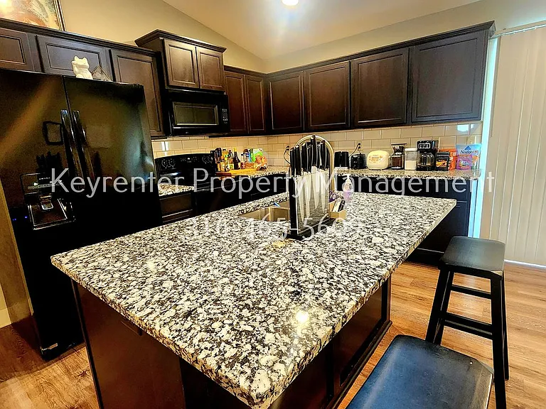 12804 E Timber Lake Rd — Photo 3