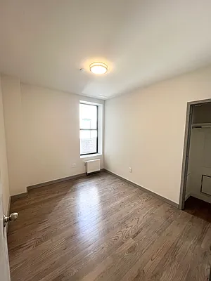 Rented by Reyes & Elsamad Real Estate Group | media 9