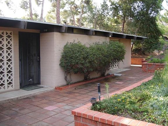 2nd image of 12025 Poway Rd