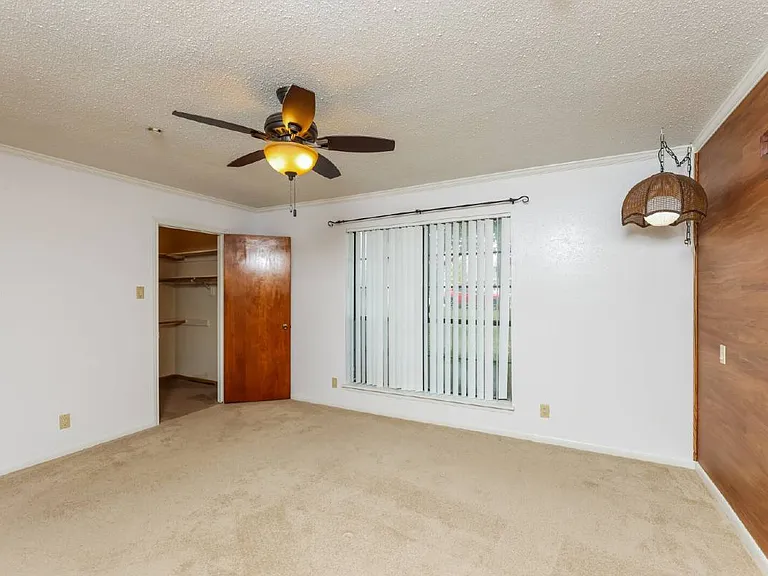 534 Aspendale Dr — Photo 10