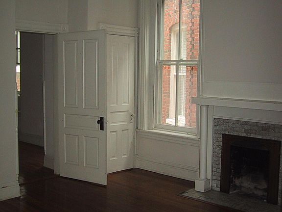 4th image of 2306 Grove Ave APT A