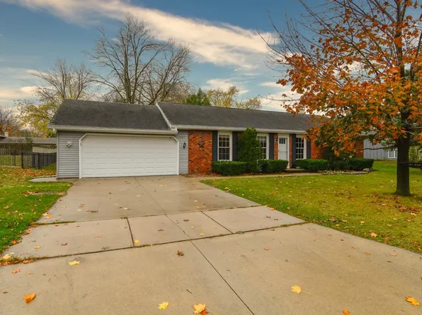 1267 Killdeer Ln, Green Bay, WI 54313