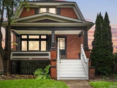 1469 Oak St, Wyandotte, MI, 48192
