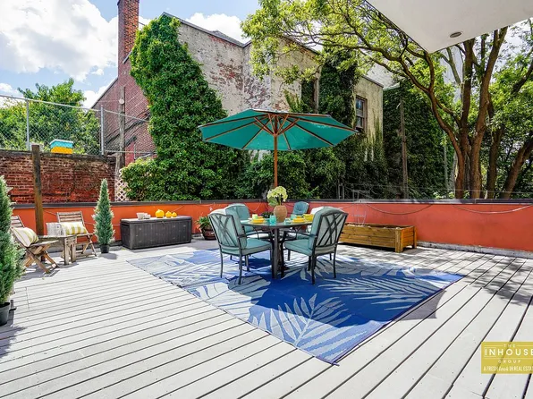 150 Java St APT 2B, Brooklyn, NY 11222