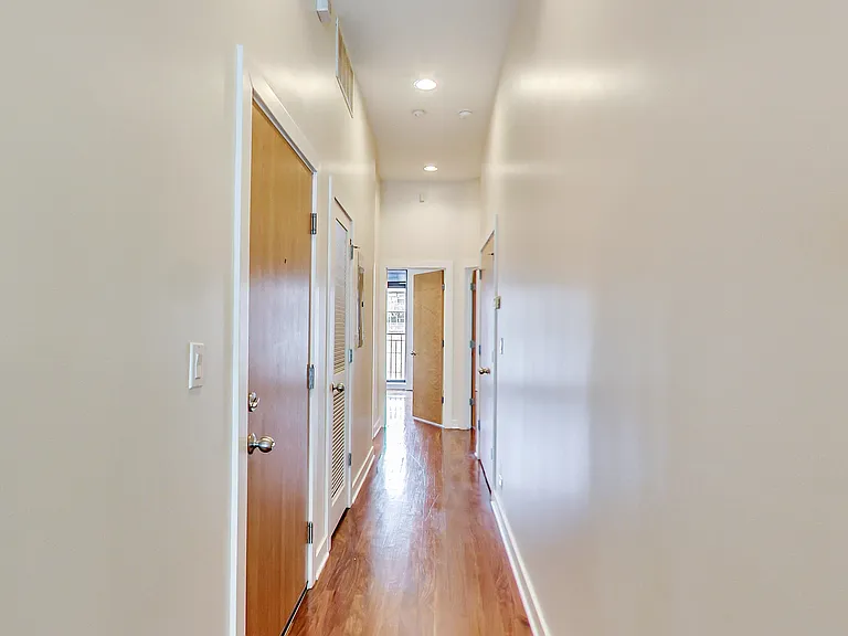 1010 W Monroe St #3 — Photo 21