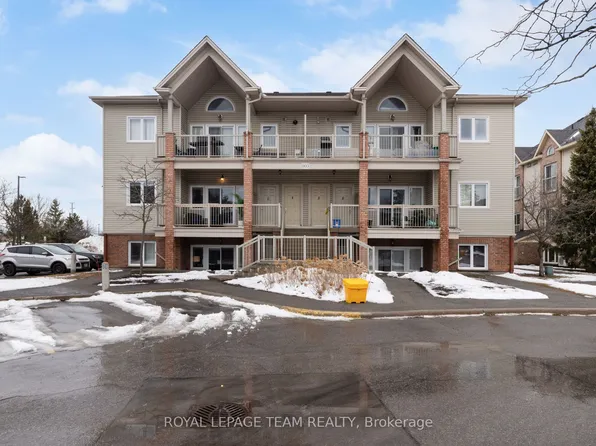 1103 Stittsville Main St #E, Ottawa, ON K2S 0C7