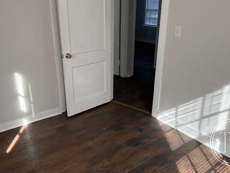 3706 Montgomery St — Photo 7