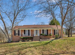 5300 E Bend Dr, Old Hickory, TN 37138