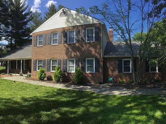 4th image of 14501 Falling Leaf Dr