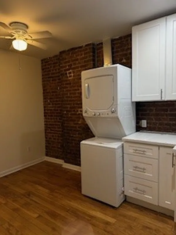 231 East 89th Street 2RE