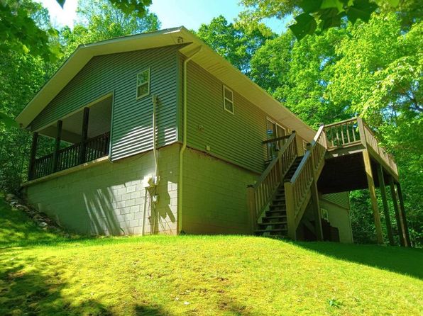 27 Shadow Ln