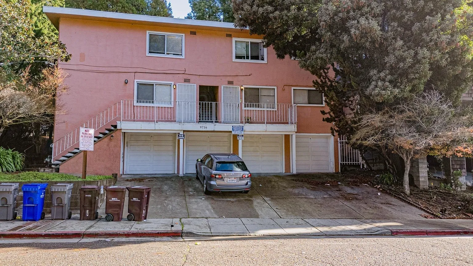 9716 Mountain Blvd photo 1