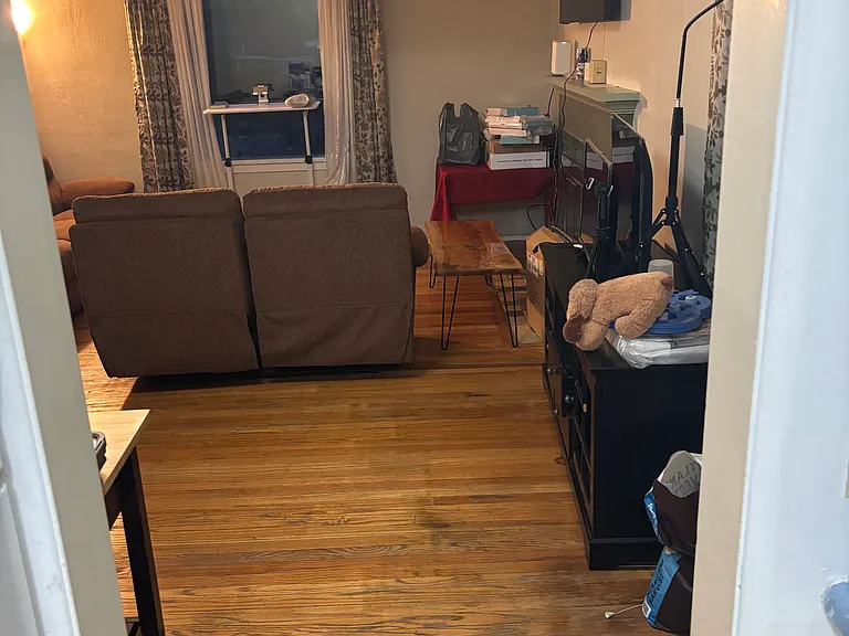 1408 S Regal St — Photo 8