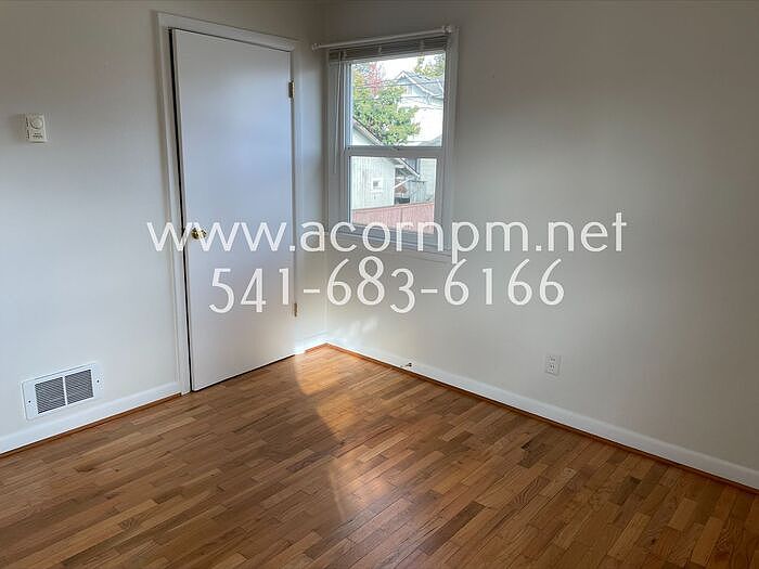 1180 Laurel St, Junction City, OR 97448 Zillow