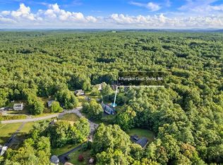 4 Pumpkin Ct, Shirley, MA 01464