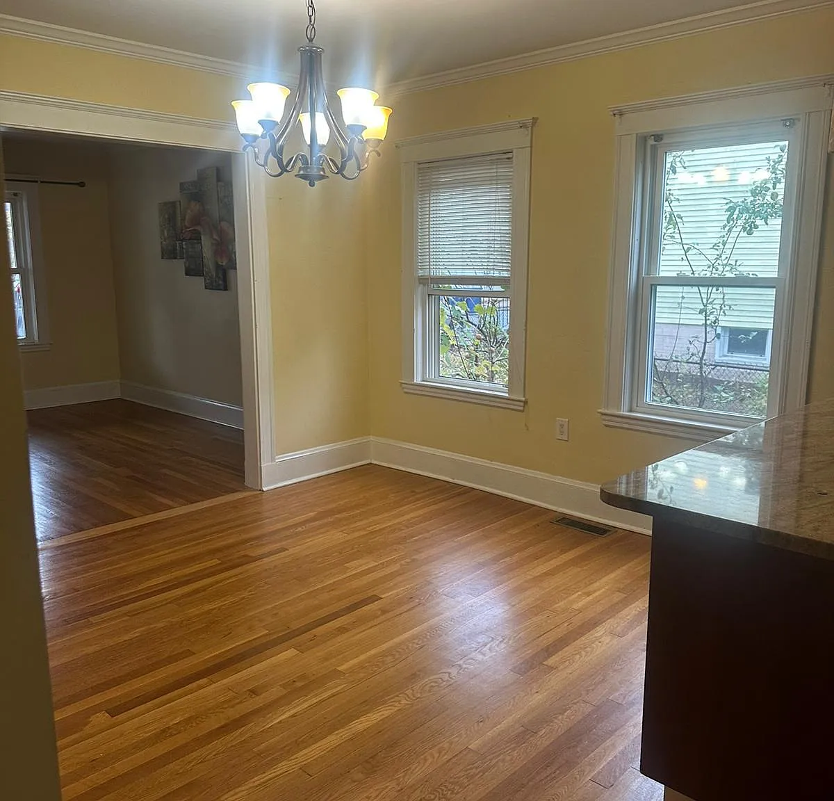 2 bed, 1000 sqft, $2,700 — Photo 4