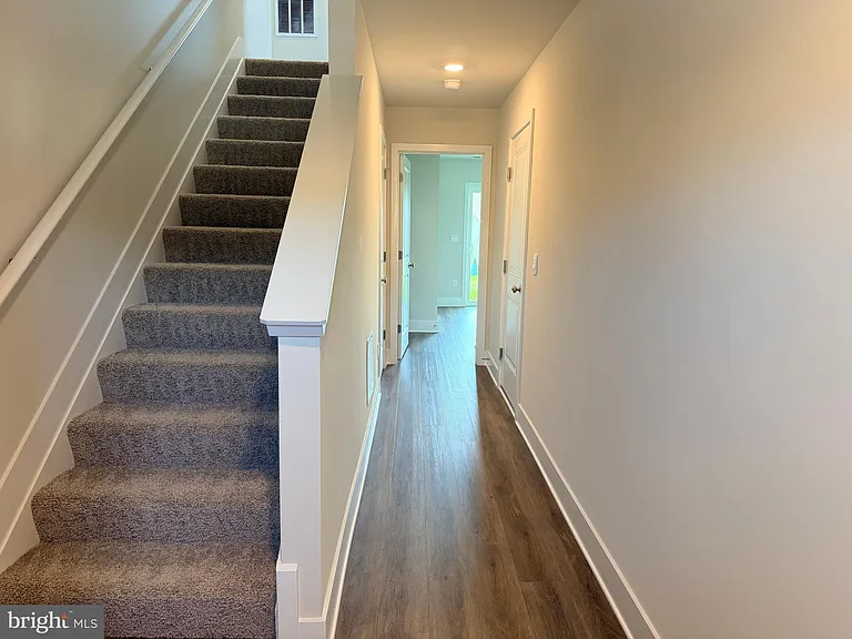 170 Sioux Loop — Photo 2