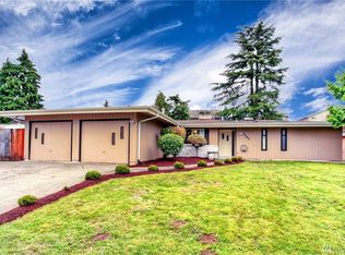17652 110th Ave SE, Renton, WA 98055