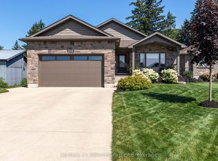 215 Djay Cres, West Grey, ON N0G1R0