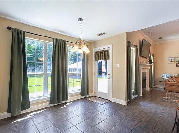 4th image of 66150 Saint Mary Dr