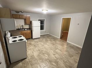 76 Van Den Noort St #D, Putnam, CT 06260