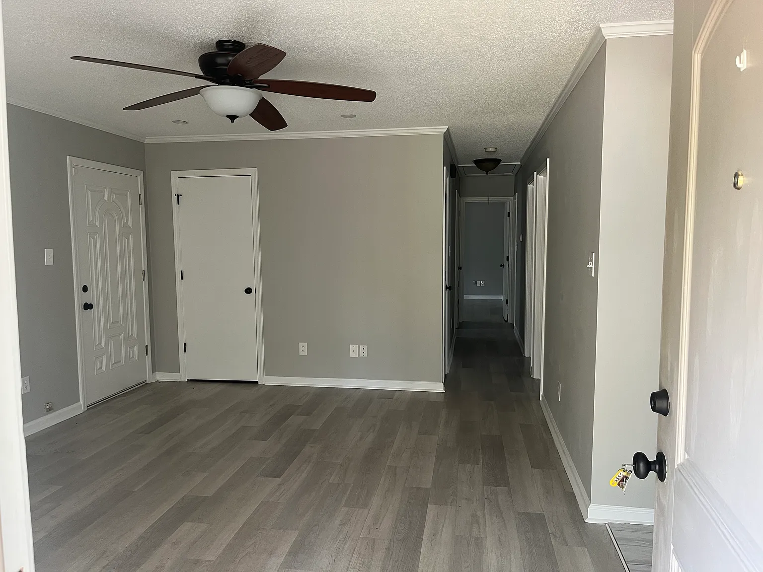 4 bed, 1222 sqft, $1,500 — Photo 2
