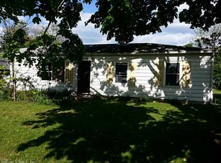 17 Partridge Rd, Groton, CT 06340