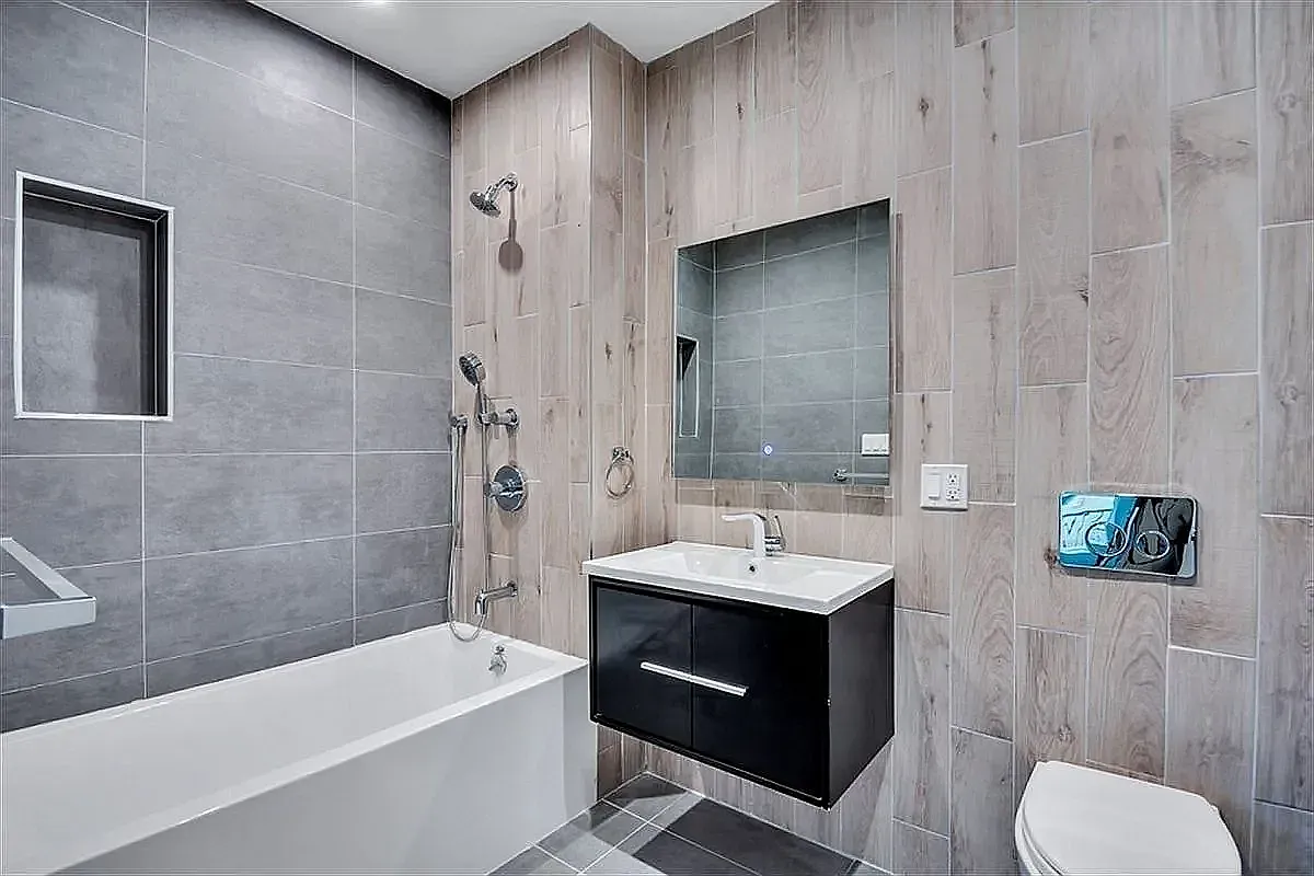 194 Lexington Avenue — Photo 3