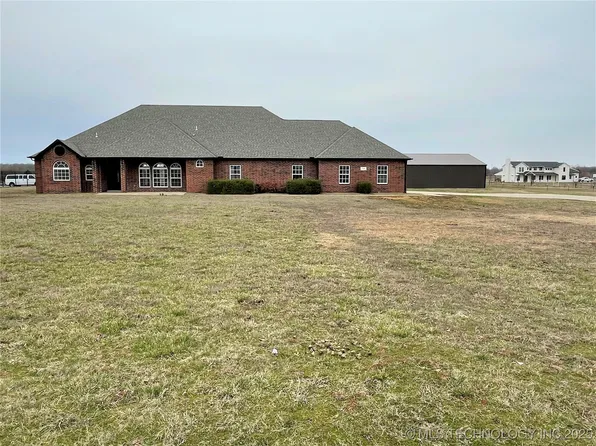 728 S Lynn Lane Rd, Tulsa, OK 74108