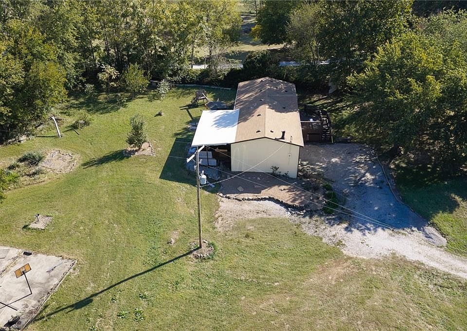 2nd image of 12576 166th St